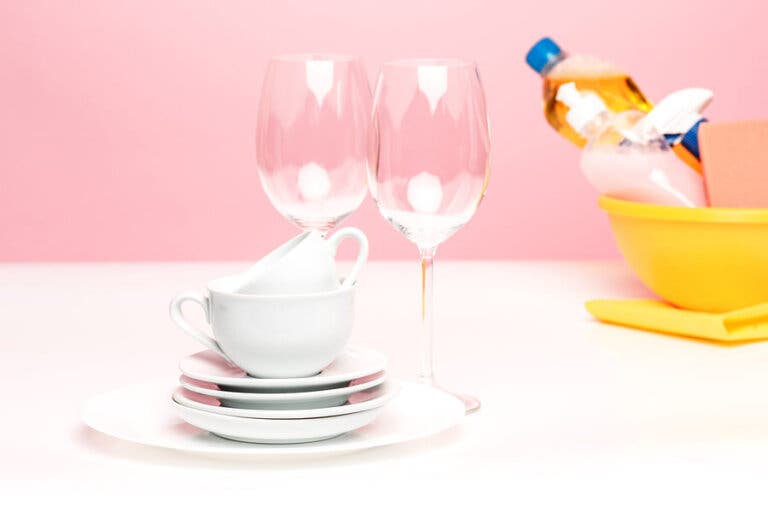 5 recetas para hacer un jabón lavavajillas casero