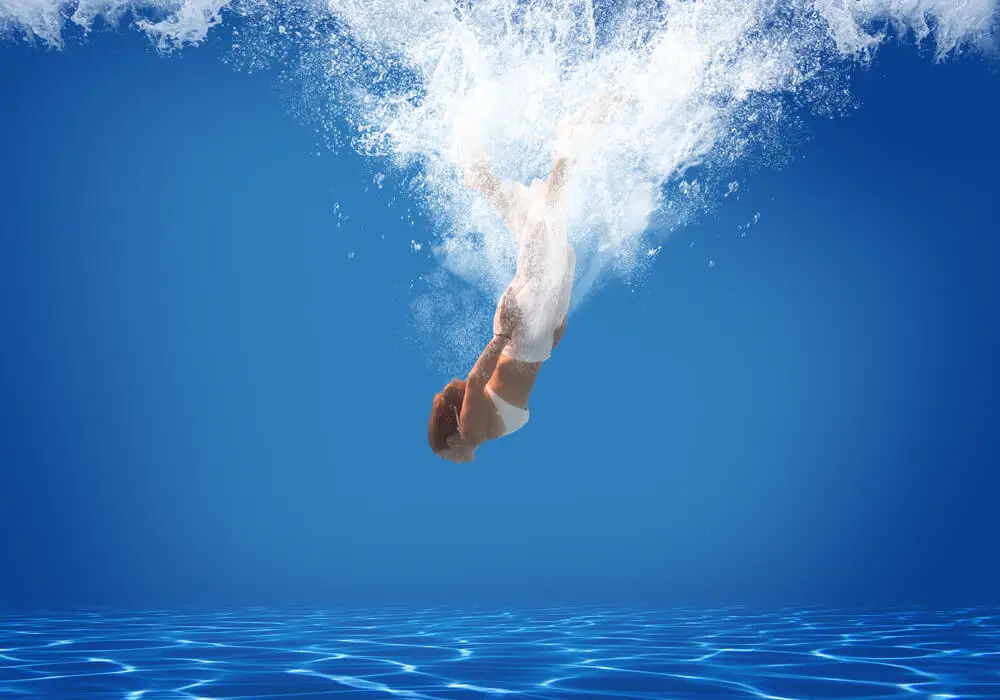 piscina en verano