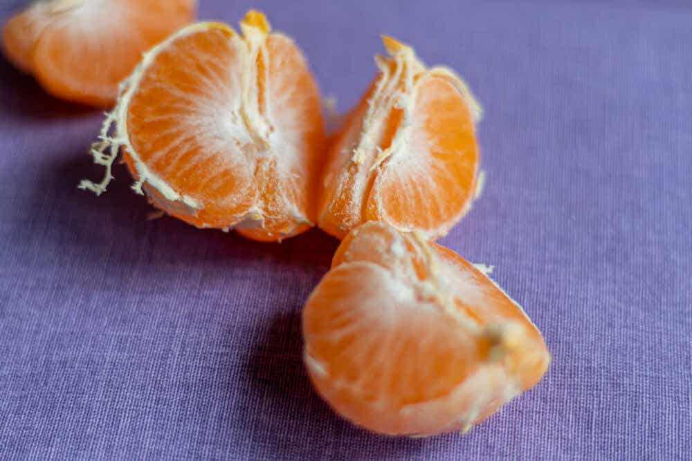 Some tangerines.