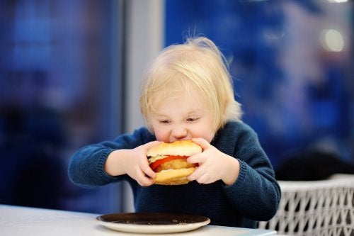 Prevenir la obesidad infantil es posible, descubre cómo hacerlo