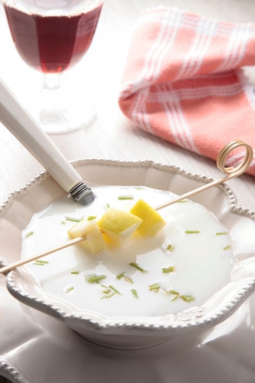 Aprende a preparar esta deliciosa crema de ajo blanco