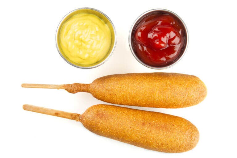 Haz banderillas de salchicha muy fácil desde casa