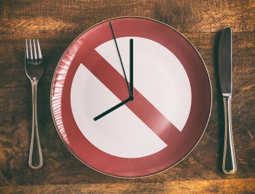 ¿Realmente funcionan las dietas de ayuno? Esto es lo que debes saber