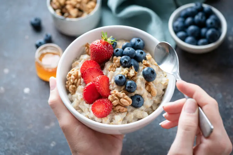 Gachas de avena: receta para un desayuno sano y delicioso
