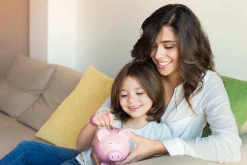 Enseña a tu hijo a no gastar dinero
