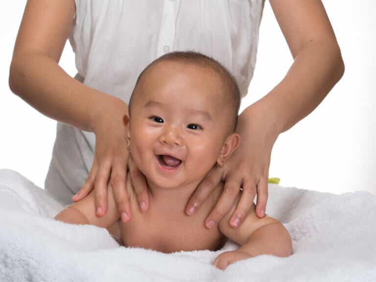 ¿Son buenos los masajes para bebés?