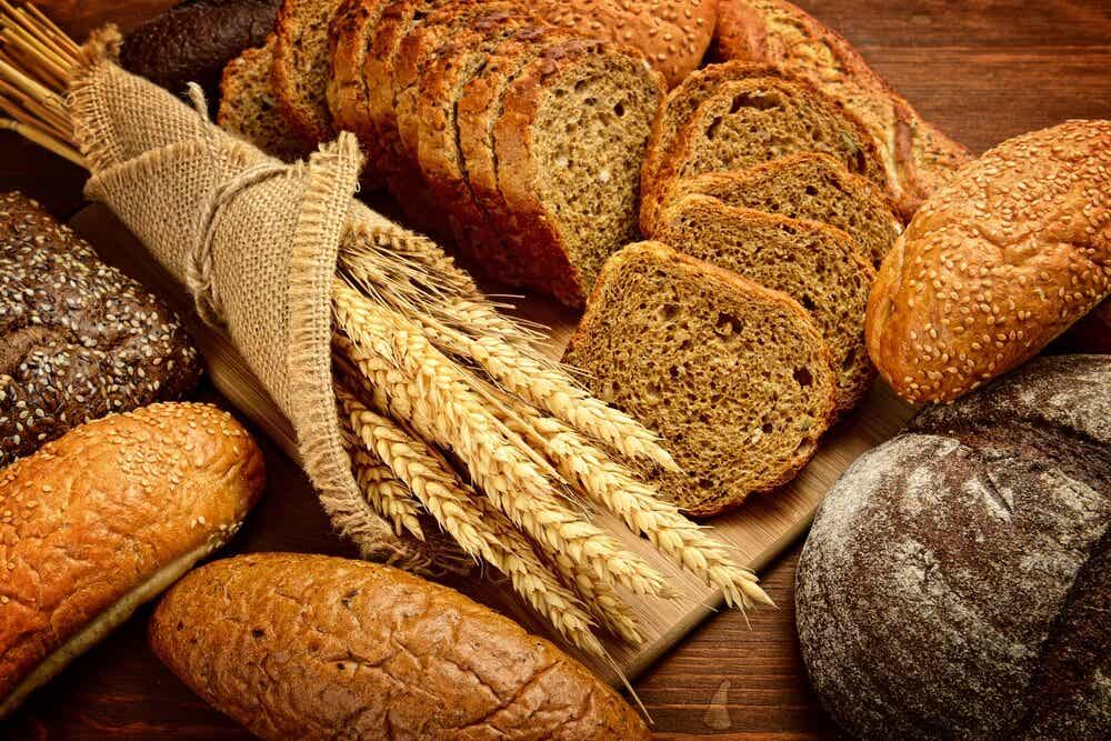 Pan integral parte importante de los desayunos para adelgazar