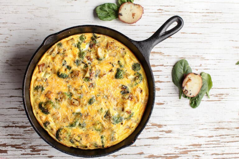 Tortilla de brócoli: receta saludable y fácil
