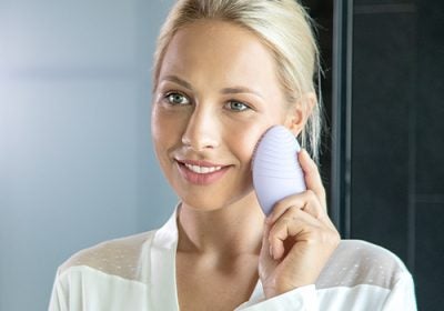 ¿Por qué es importante la rutina de limpieza facial?