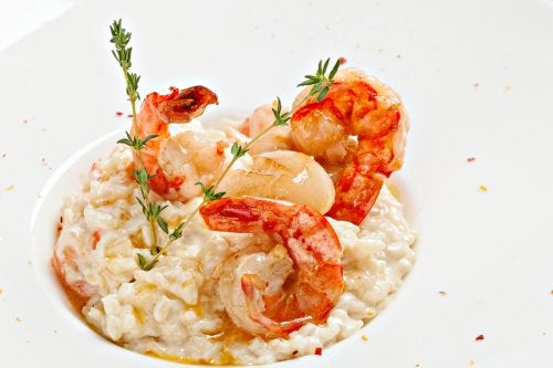 Prepara un delicioso arroz meloso con langostinos