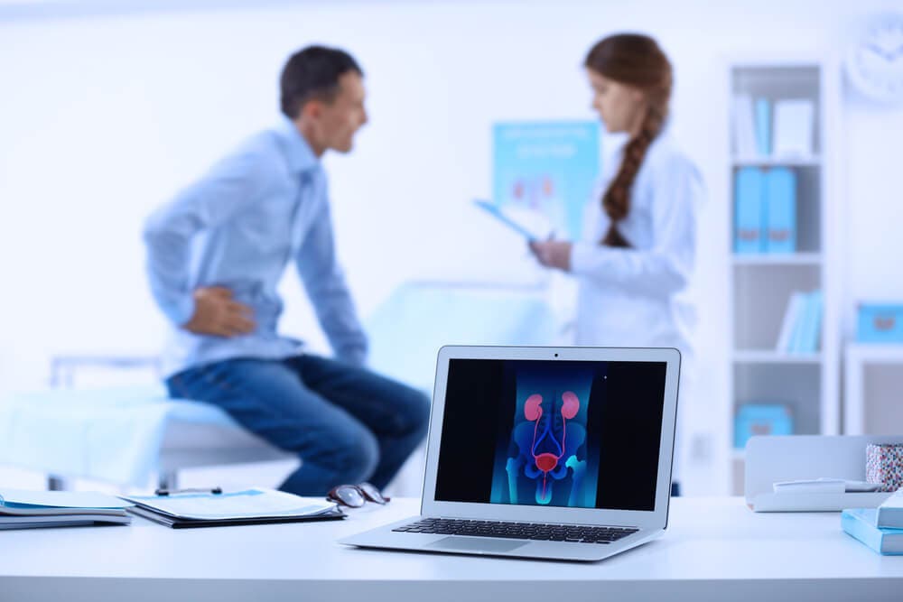Paciente acudiendo a una consulta por hidronefrosis unilateral
