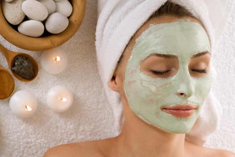 Tratamientos para desintoxicar la piel de tu cara de forma natural