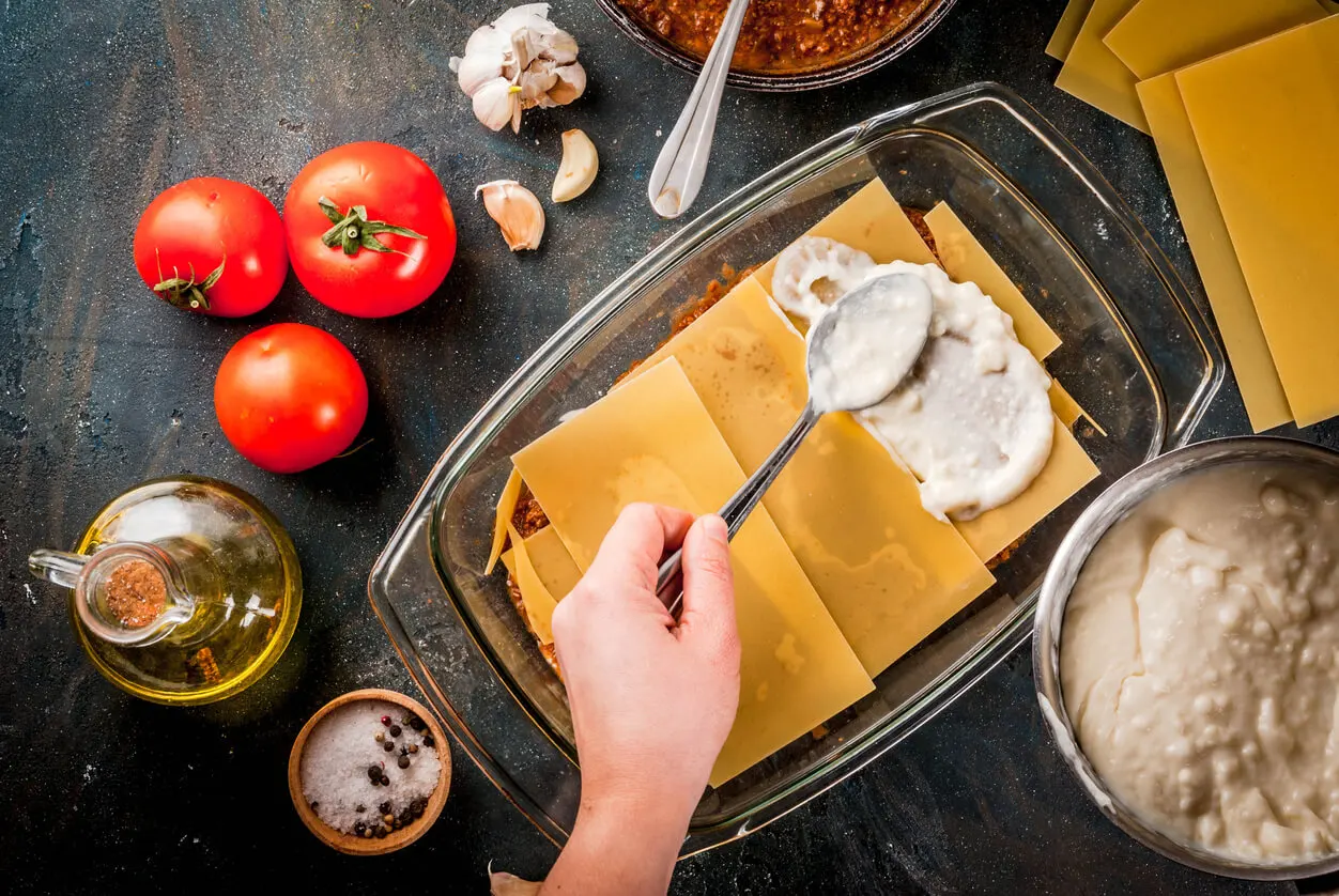 Montaje de la lasaña sin gluten