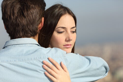 La desconfianza en pareja: qué hacer cuando uno no se fía del otro