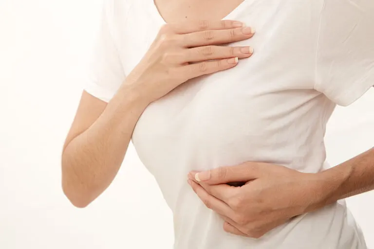 5 remedios naturales para calmar la comezón en los senos