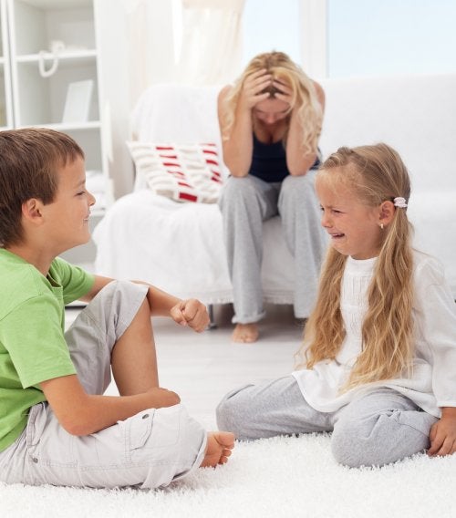Cómo combatir los enfrentamientos entre hermanos