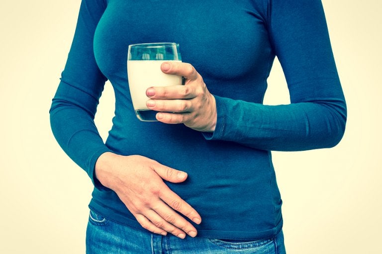 Intolerancia a la lactosa: qué es y cómo superarla con la dieta