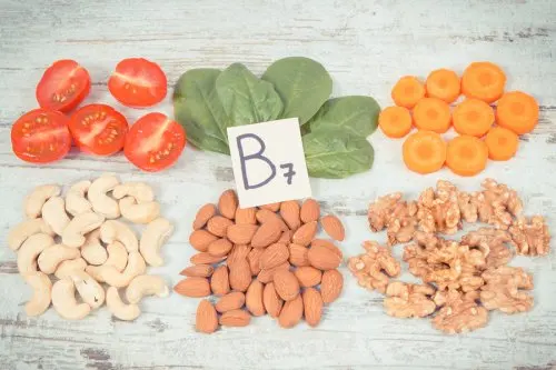 nivel de biotina para endurecer las uñas naturalmente