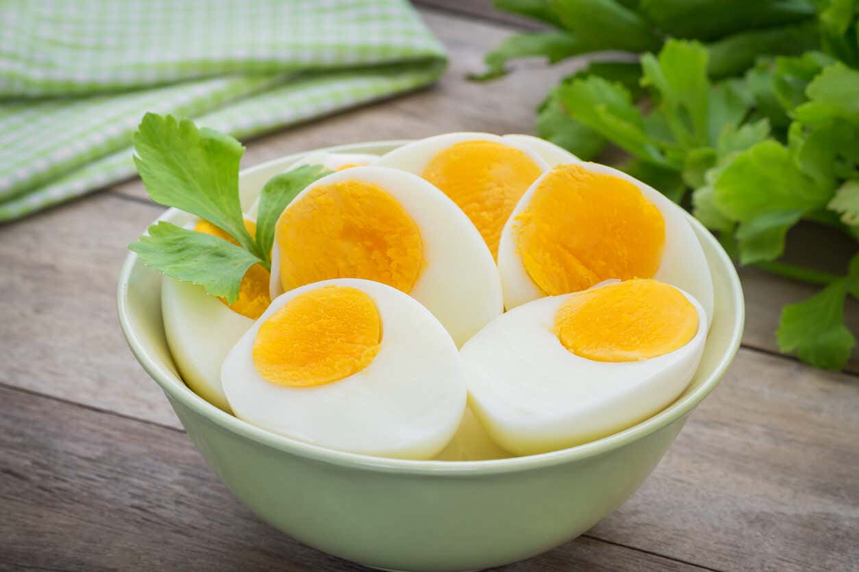 Los huevos cocidos son alimentos para ganar masa musular.