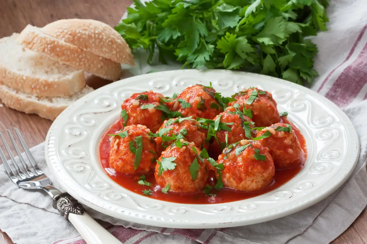 Recetas de albóndigas de pavo para una cena de navidad saludable.