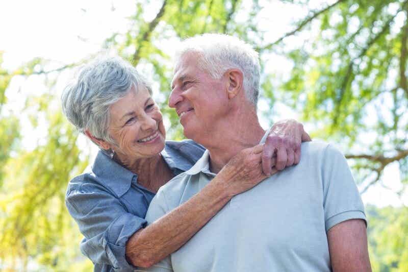 El tratamiento de auriculopuntura funciona para el alzhéimer y otras enfermedades neurodegenerativas.