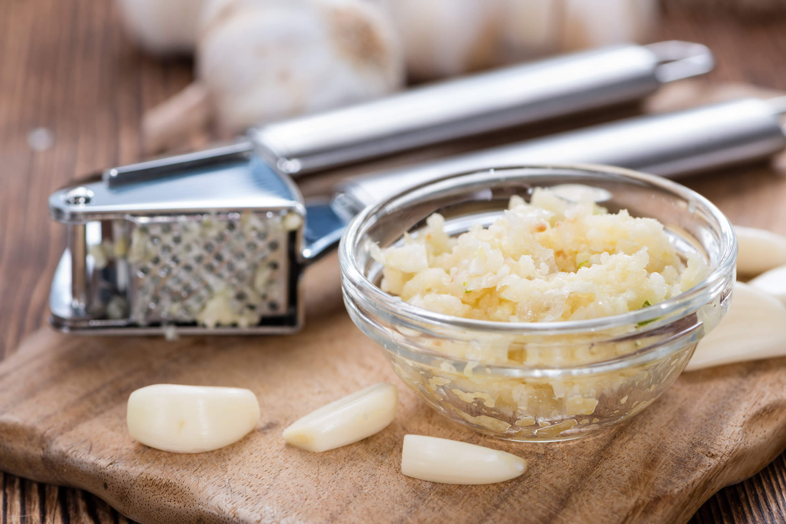 Garlic to eliminate tonsil stones.
