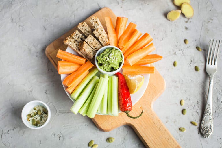 6 recetas de snacks saludables y fáciles de preparar