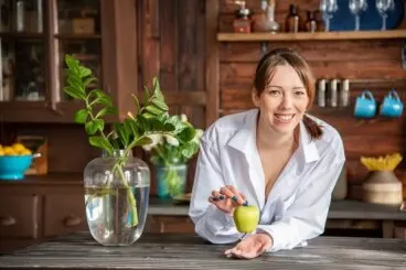 Cómo calmar las agruras con manzana: 3 remedios caseros
