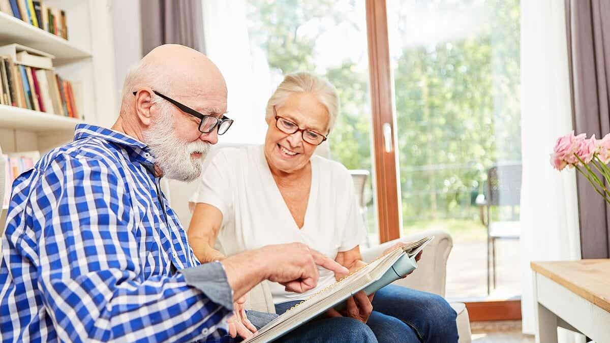 Como Llevar A Un Anciano Con Demencia A Una Residencia Demencia frontotemporal: síntomas, causas y tratamientos - Mejor con Salud
