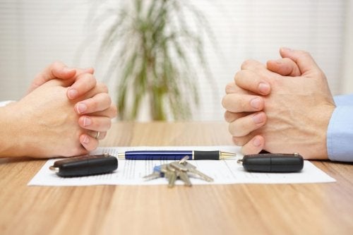 Cómo dividir las deudas cuando se produce un divorcio
