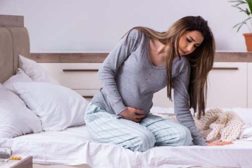 Causas del dolor en el vientre durante el embarazo