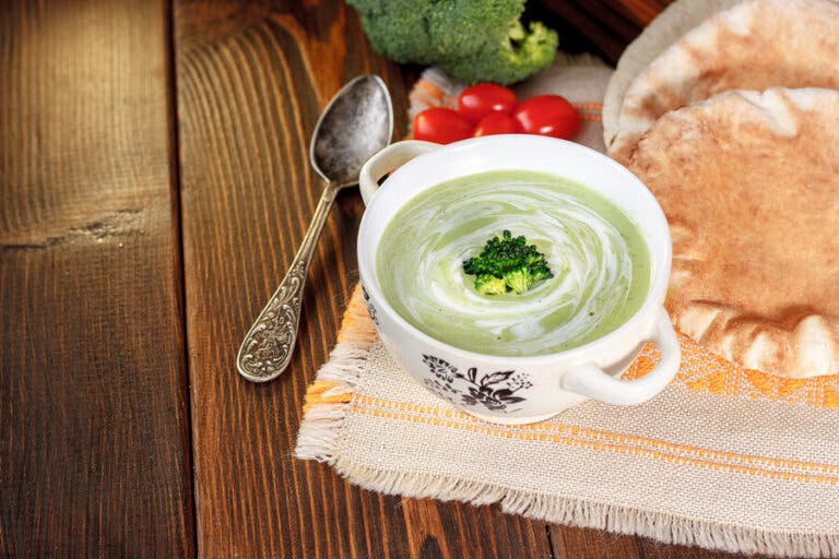 3 recetas de caldos para el invierno