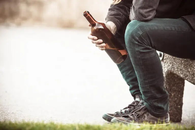 Alcoholismo: causas y consecuencias