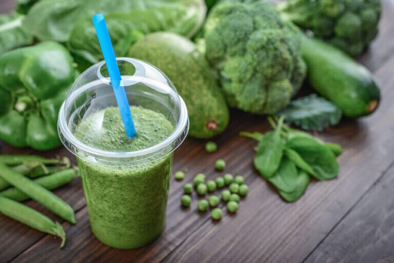 4 remedios naturales que te ayudarán a combatir los efectos del alcoholismo