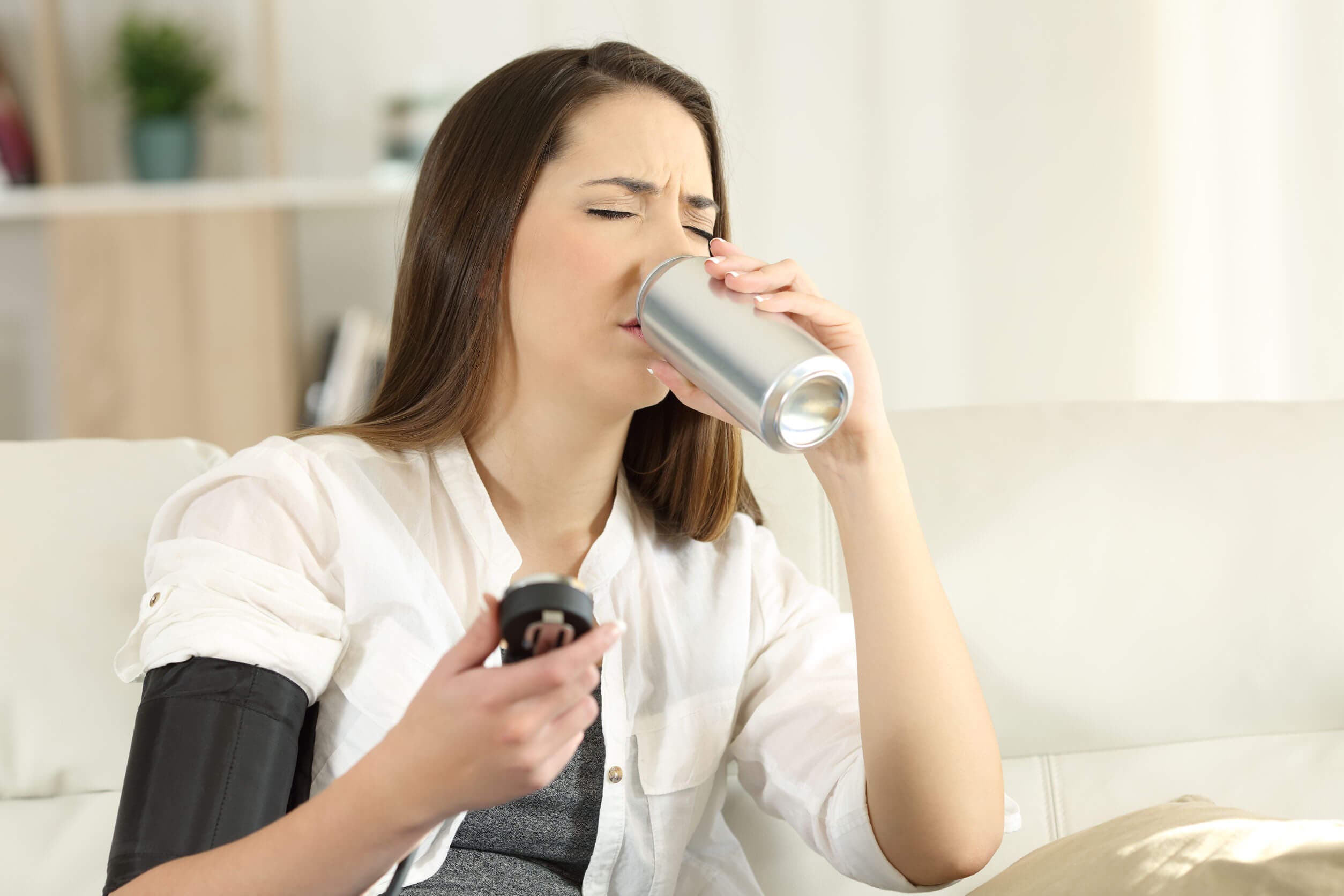 La dieta blanda no incluye el consumo de bebidas gaseosas.