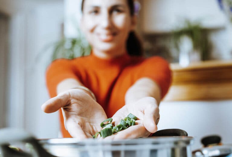¿Qué debes comer si tienes cálculos biliares?