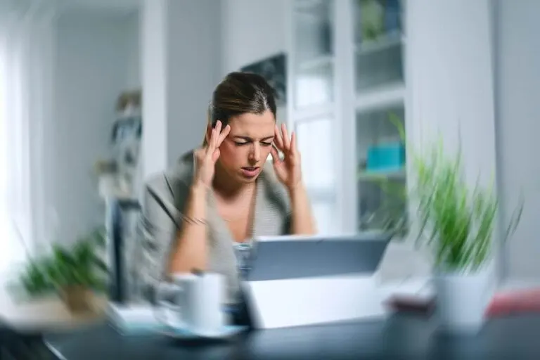 Migraña: causas, síntomas, diagnóstico y tratamiento