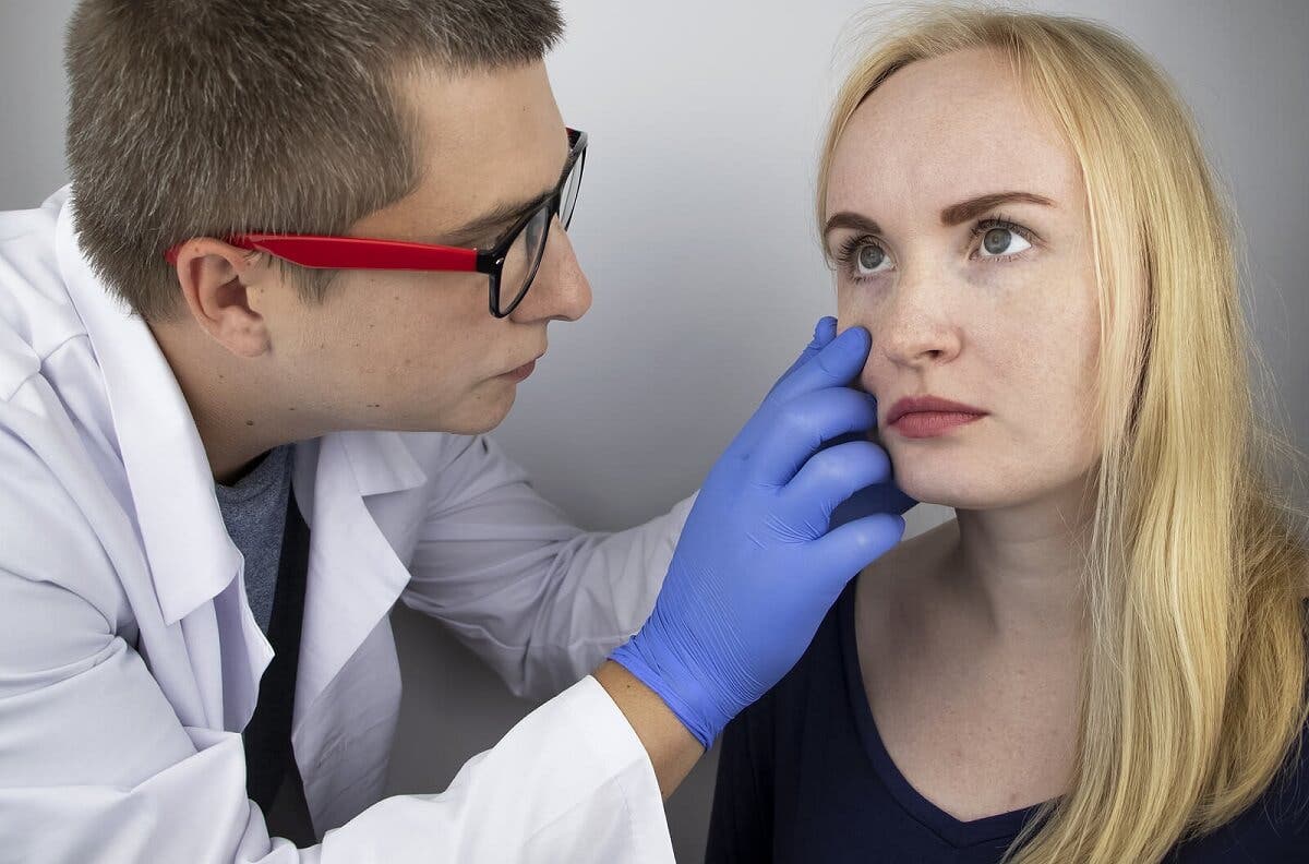 Mujer con anemia.