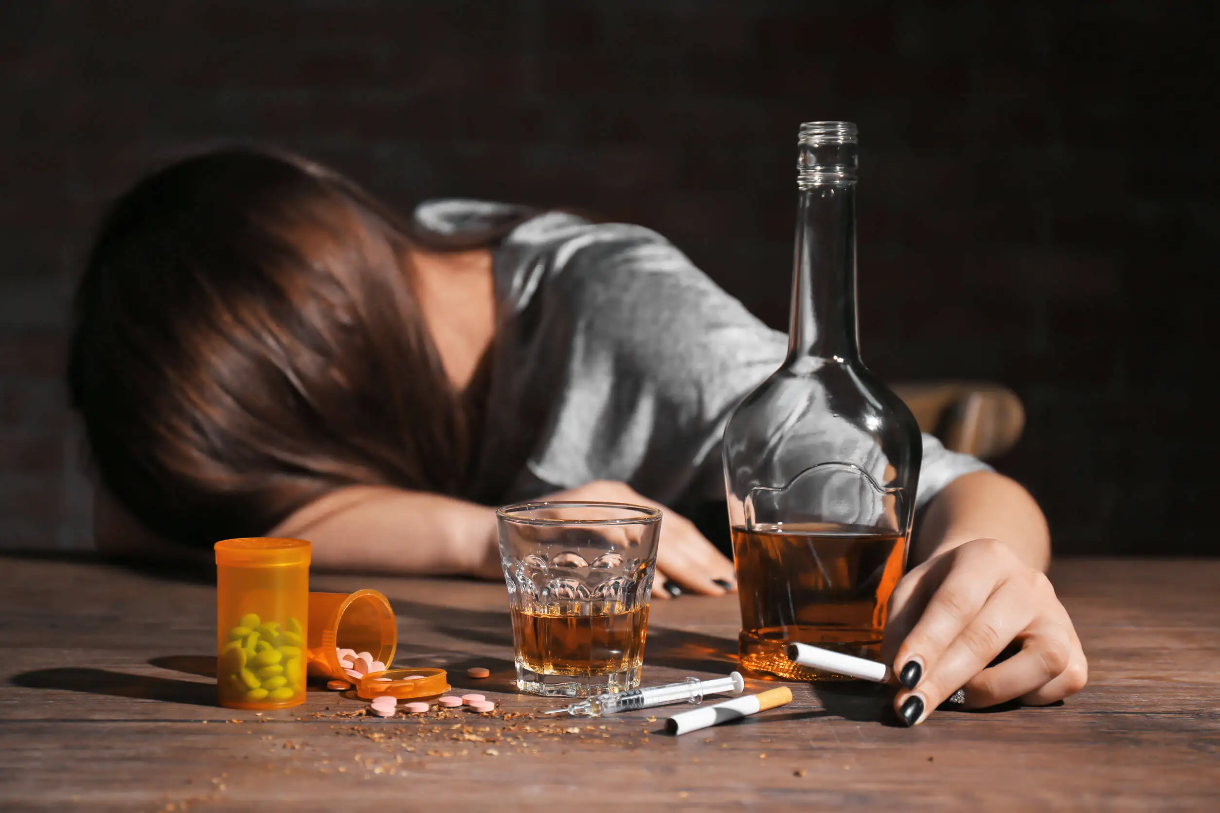 Alcoholismo y suicidio.
