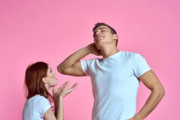 10 señales de que estás saliendo con un narcisista