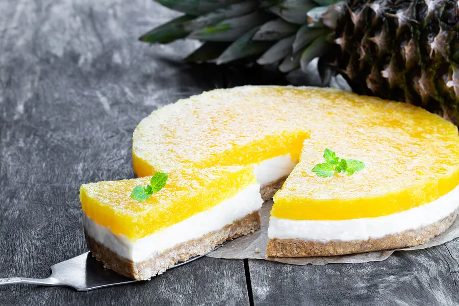 Cheesecake sin horno de piña colada.