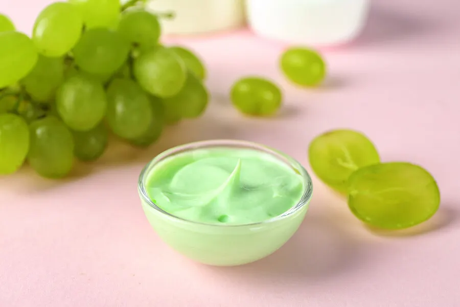 crema antiarrugas nocturna con aceite de uva