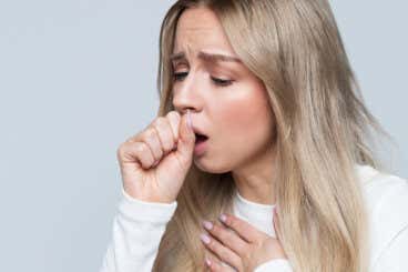 Dolor en el pecho al toser, ¿cuáles son sus causas?