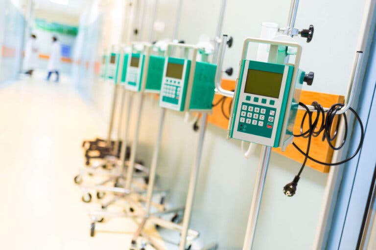 Bomba de infusión: ¿para que sirve y que cuidados debe tener el paciente?