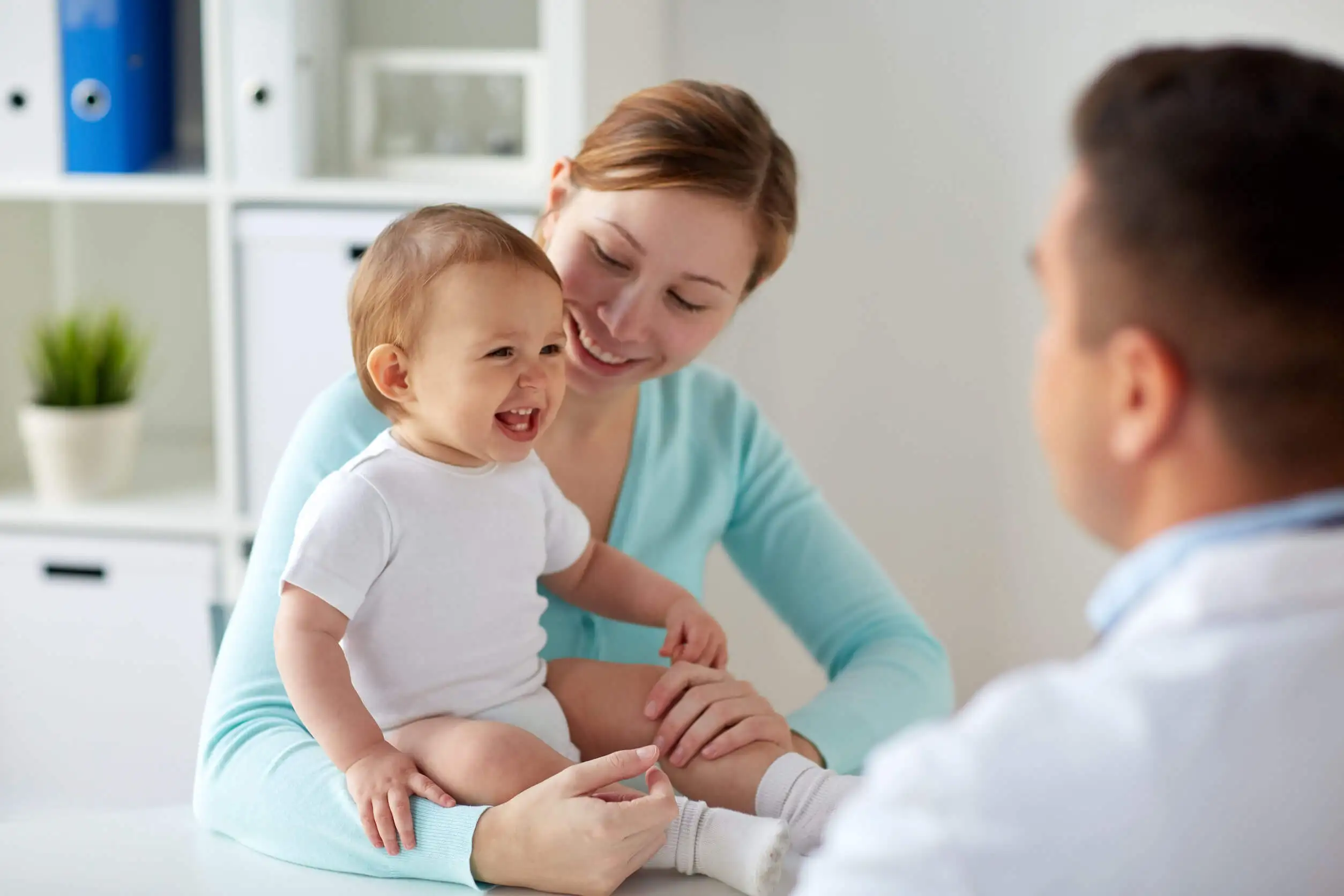 Los bebés no pueden comer miel o pueden requerir atención médica.