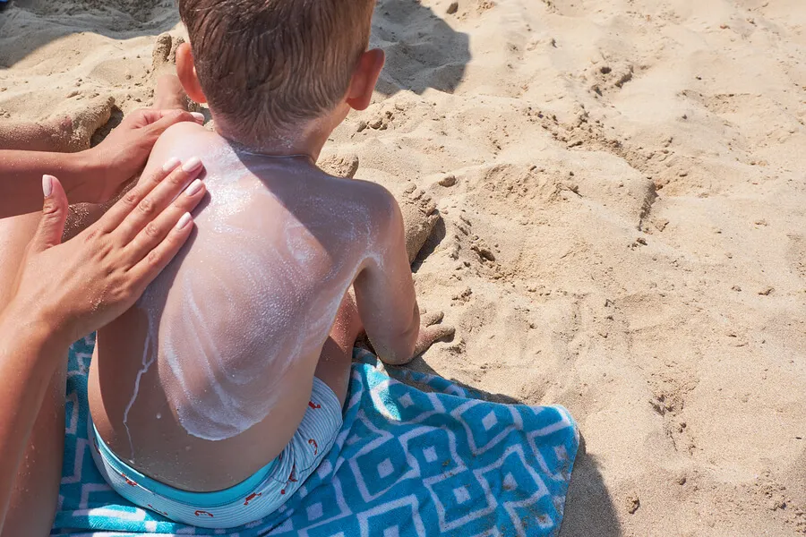 Piel del niño en verano