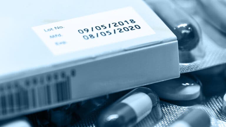 Caducidad de los medicamentos, ¿cuándo disminuye su eficacia?