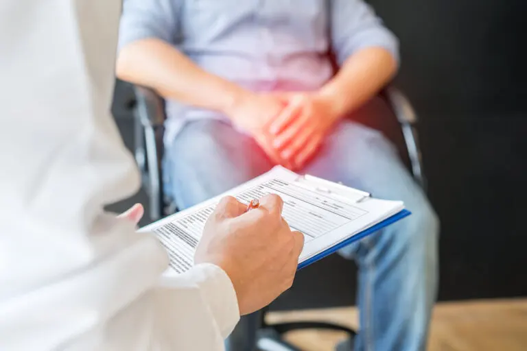 Epididimitis: síntomas, causas y tratamiento