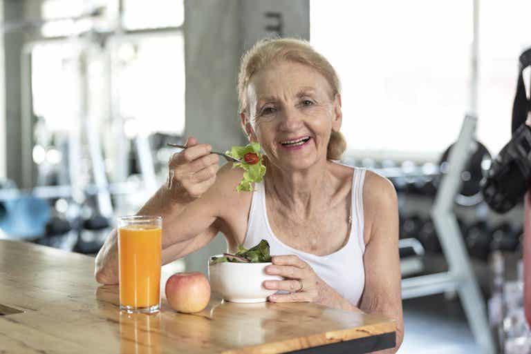¿Cómo evitar la desnutrición en adultos mayores?