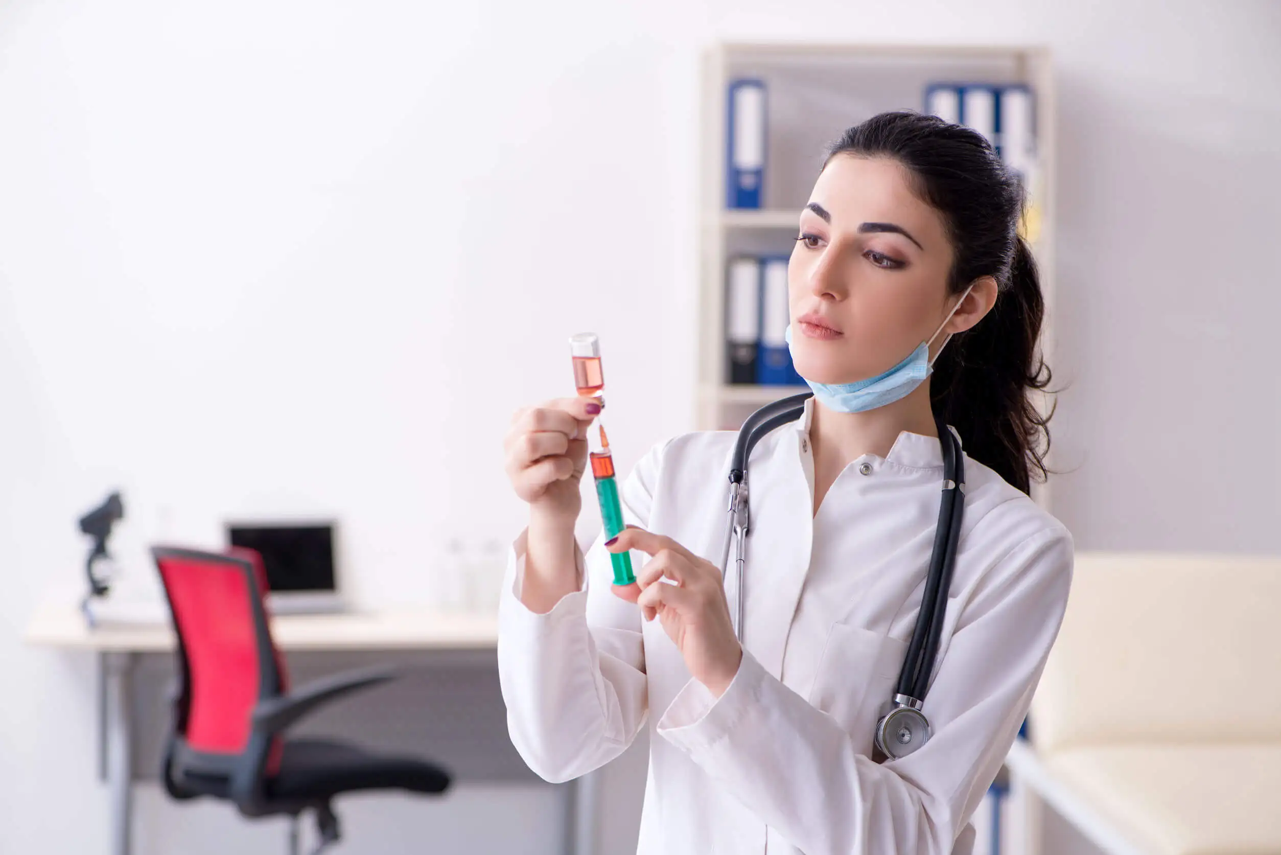 Los abscesos pueden tratarse con antibióticos.